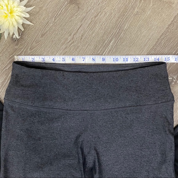 Z by Zella Gray Cropped Leggings w/ Mesh Back Calf - Picture 10 of 13
